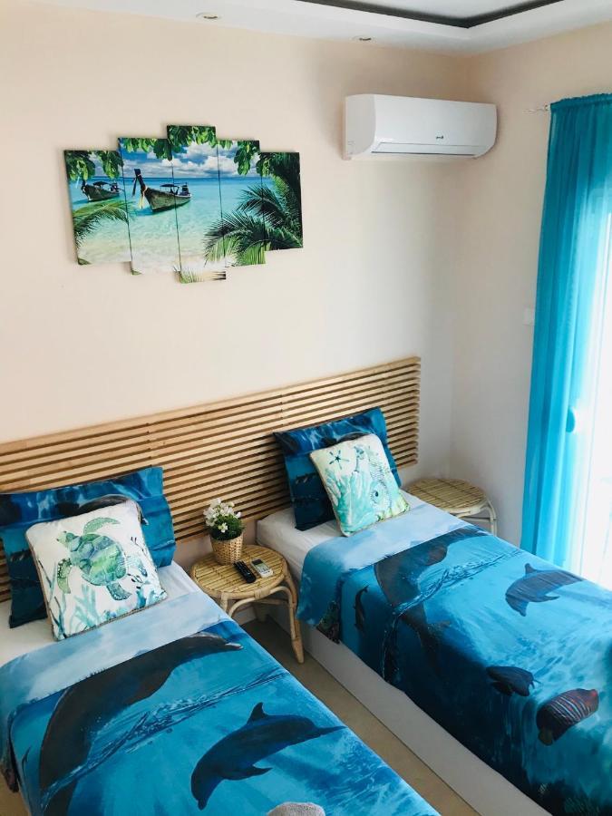 Relax Apartment Peraia  Bagian luar foto