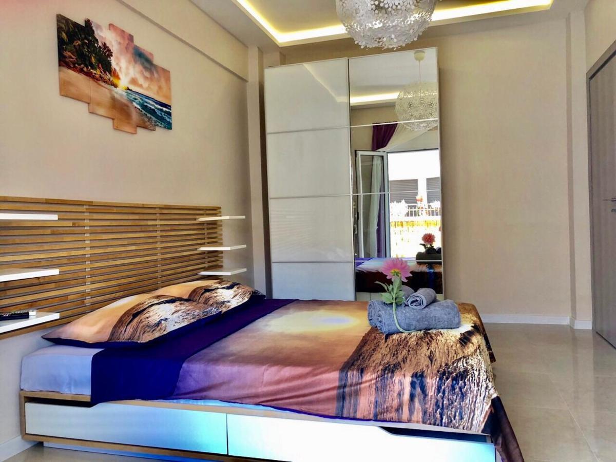 Relax Apartment Peraia  Bagian luar foto