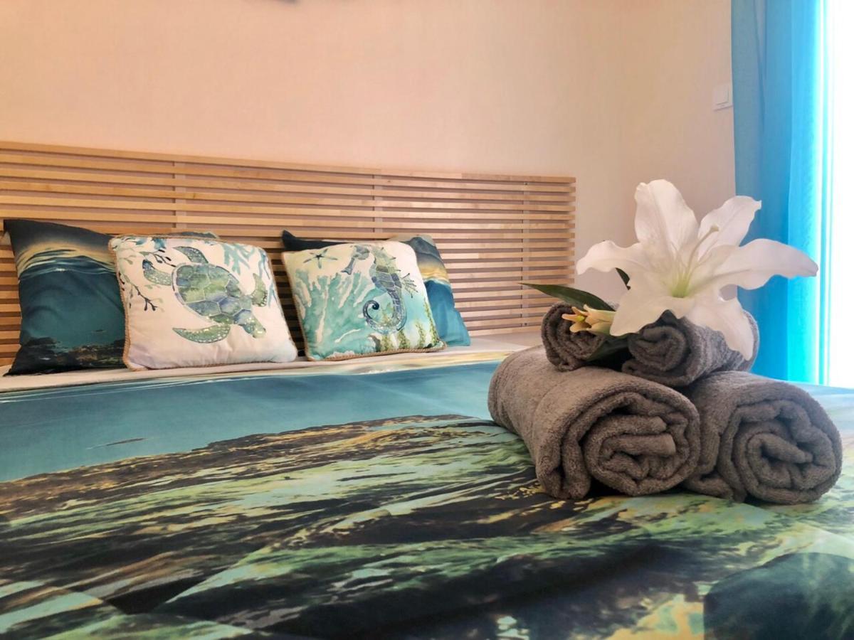 Relax Apartment Peraia  Bagian luar foto